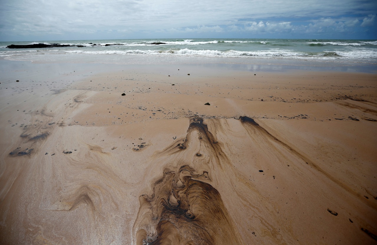 Defensoria comemora decisão que indeniza comunidades pesqueiras e marisqueiras por derramamento de óleos nas praias