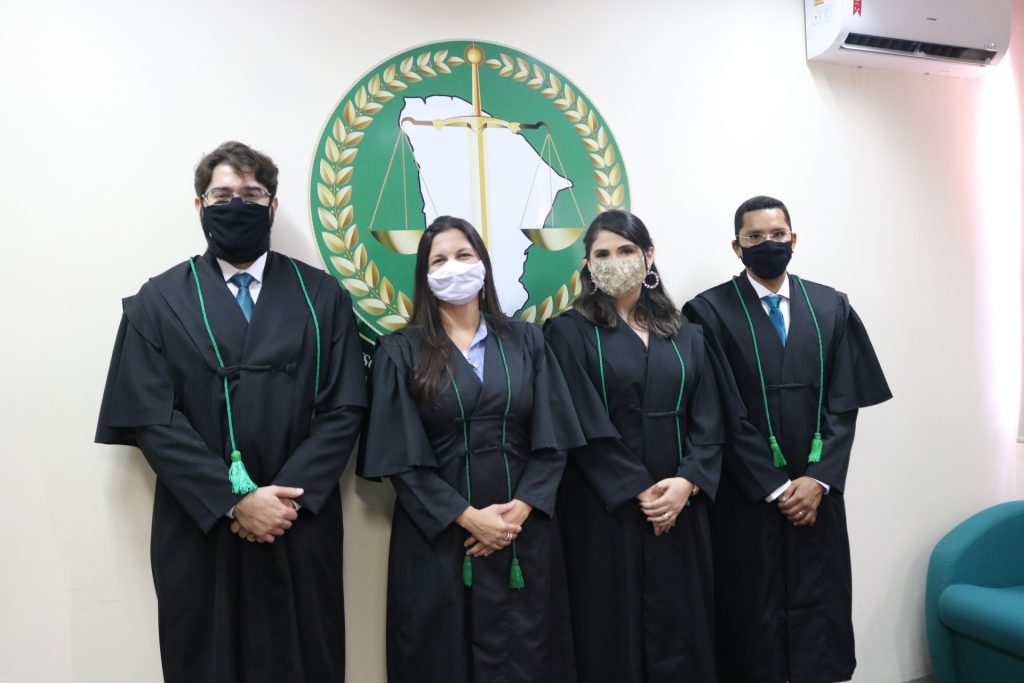 Três novos defensores públicos tomam posse no Ceará