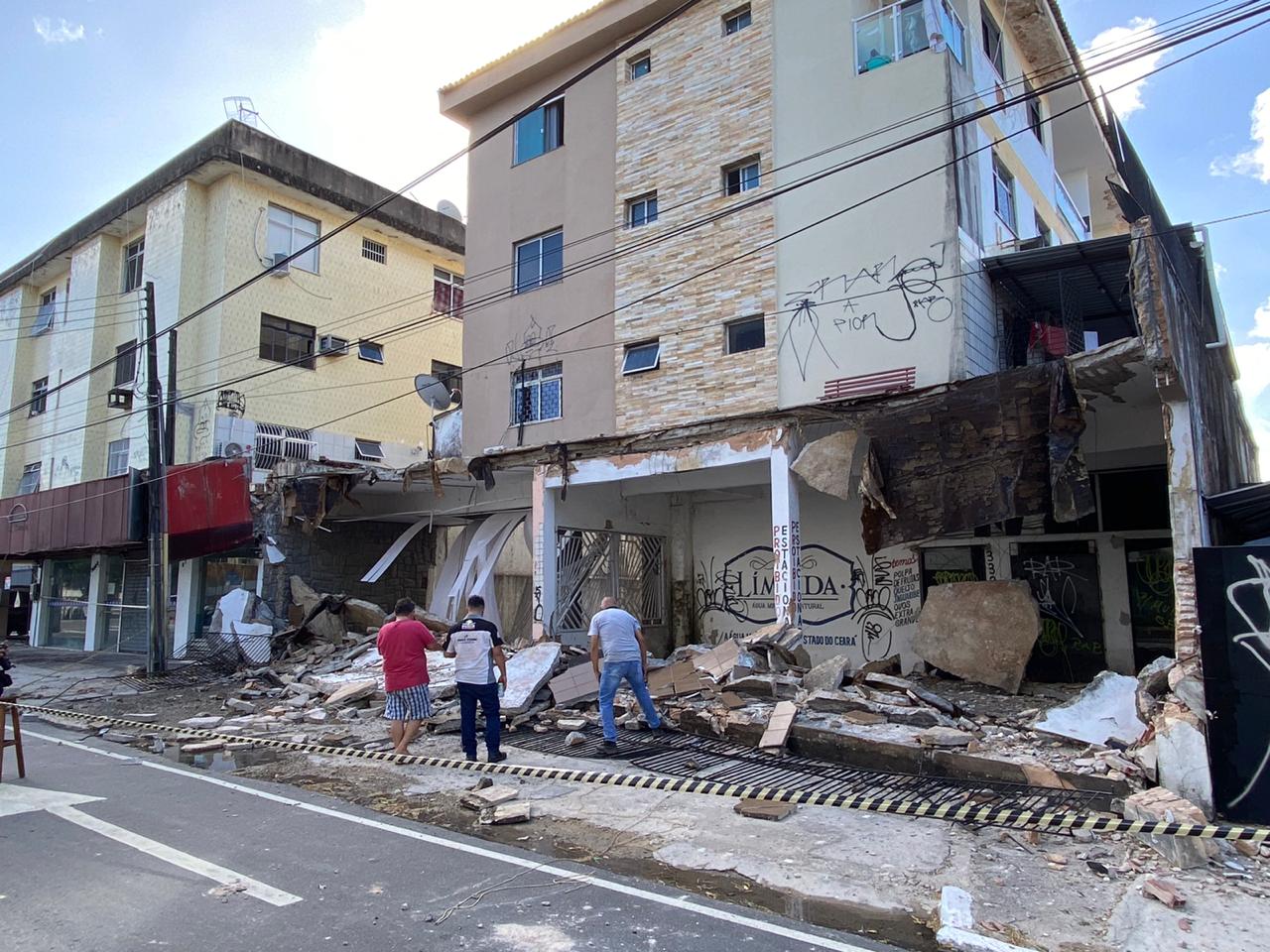 Defensoria disponibiliza auxílio aos moradores de prédio em risco de desabamento na Aldeota