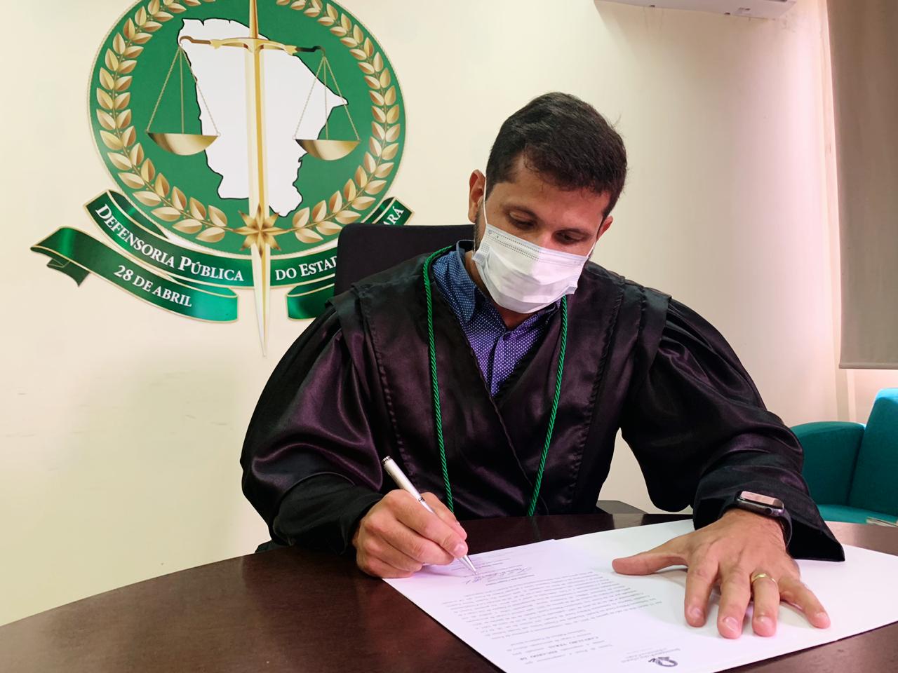 Defensoria recebe mais um defensor e encerra chamamento do concurso de 2014/2015