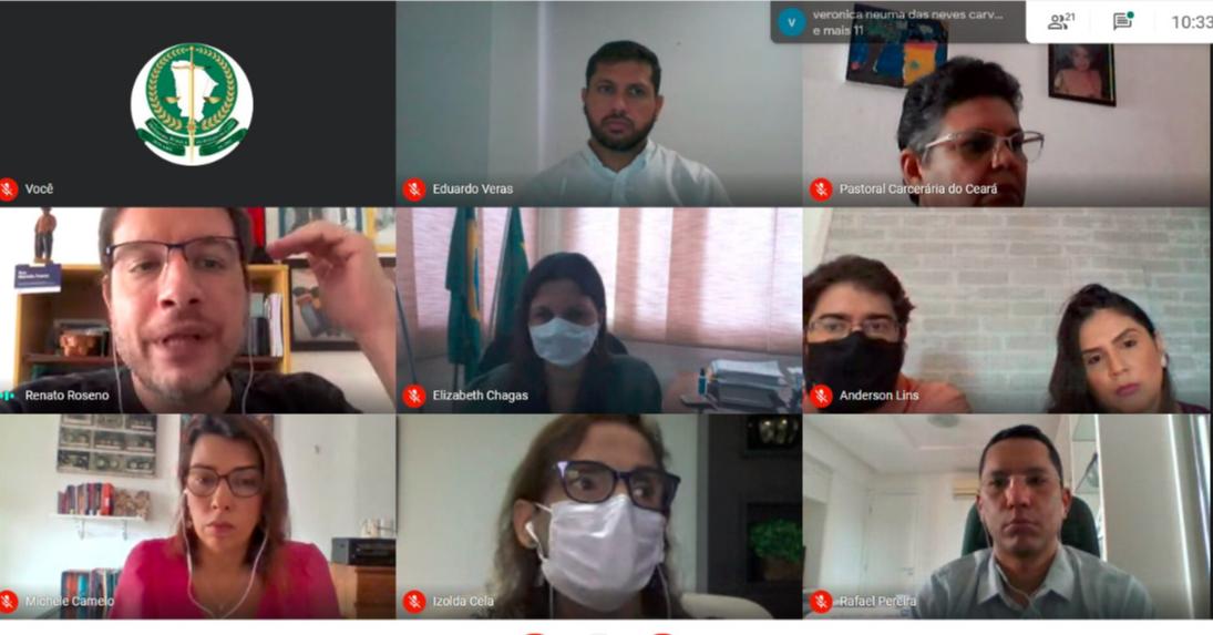 Novos defensores assumem compromisso com movimentos sociais de lutar ao lado deles em solenidade de posse popular