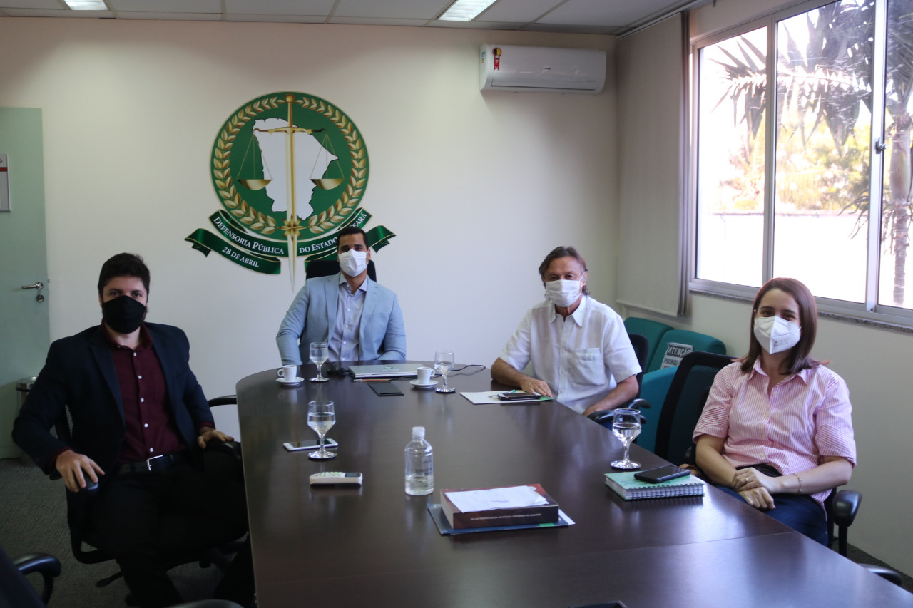 Defensoria Pública se reúne com prefeito de Quixeramobim para construção de sede própria na comarca