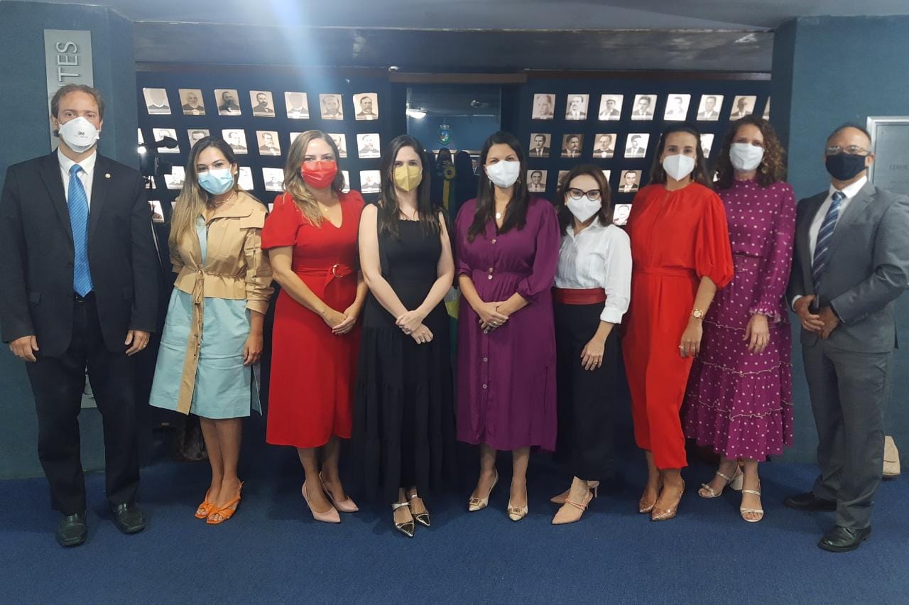 Assembleia aprova lei que cria atividade cumulativa na Defensoria Pública do Ceará