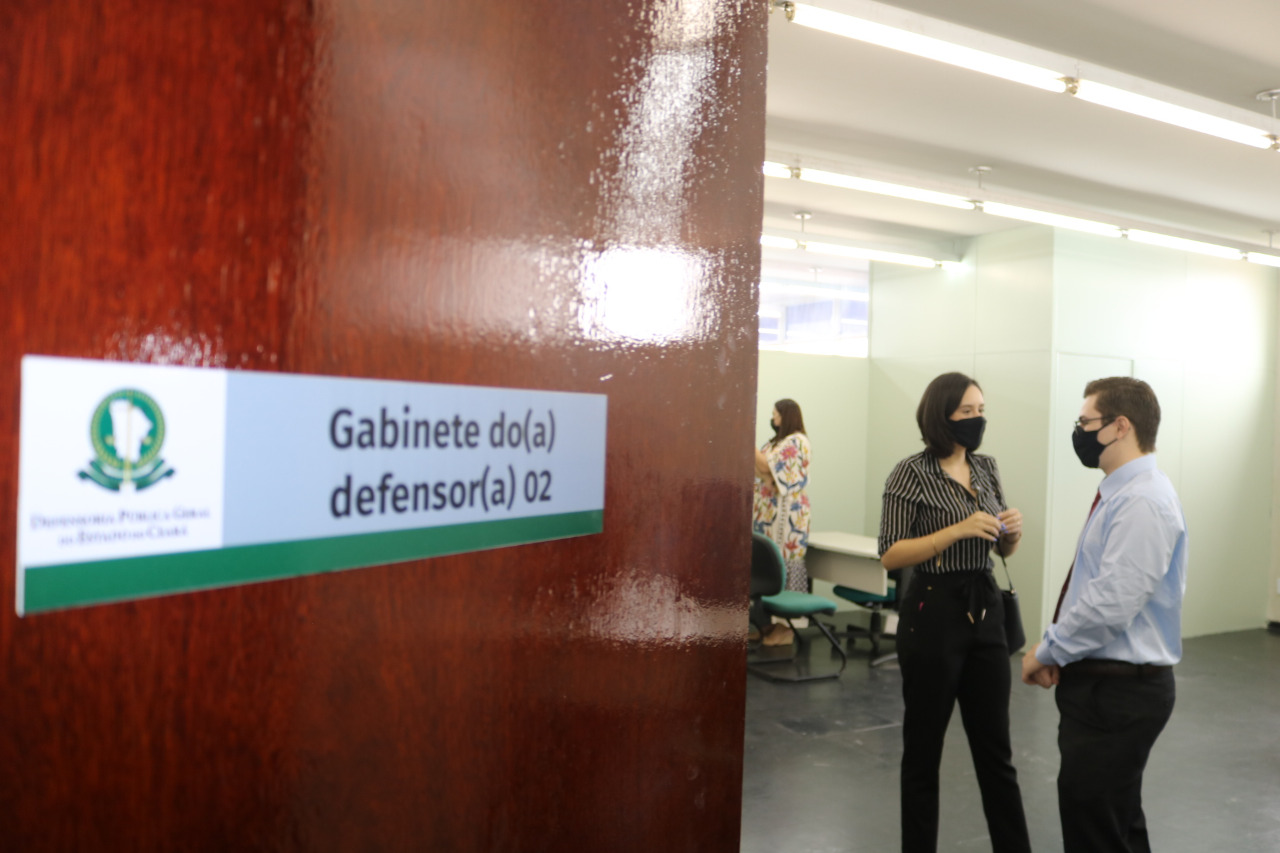 Atendimentos da Defensoria Pública retornam nesta sexta (7); serviço presencial segue ocorrendo mediante agendamento