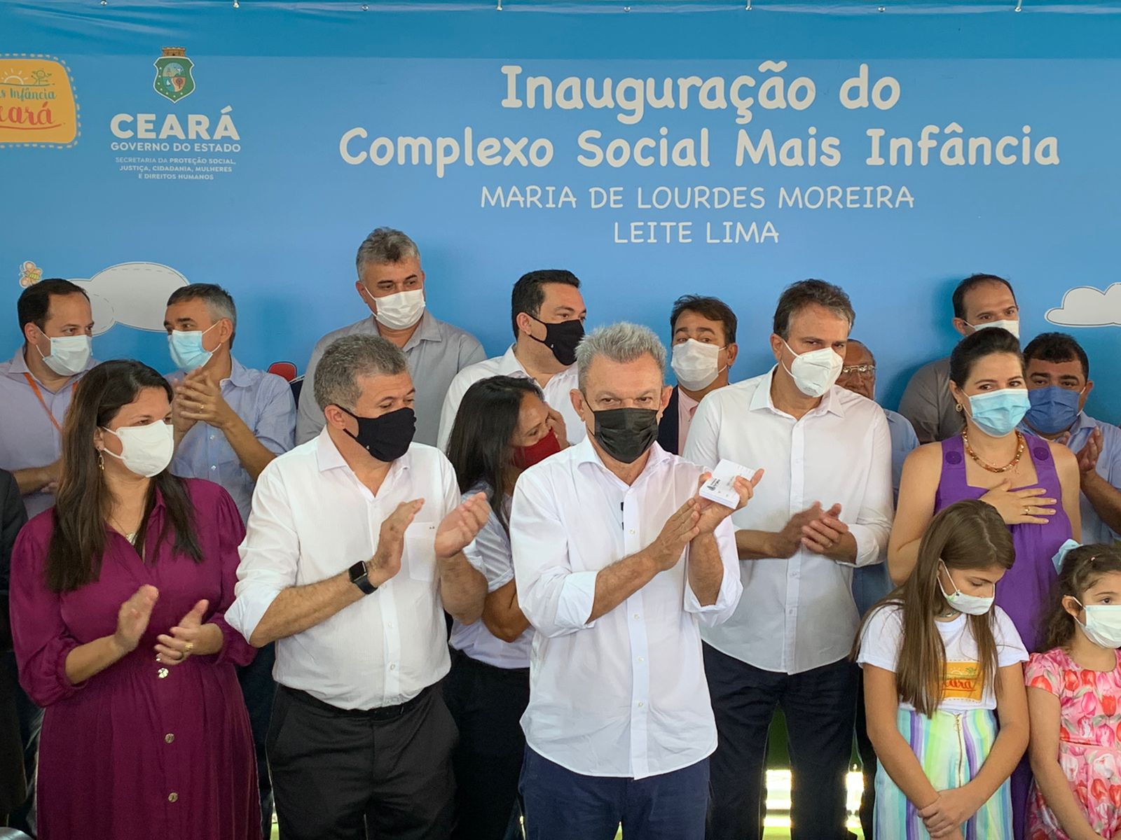 Defensora geral prestigia inauguração de complexo social no bairro João XXIII, em Fortaleza