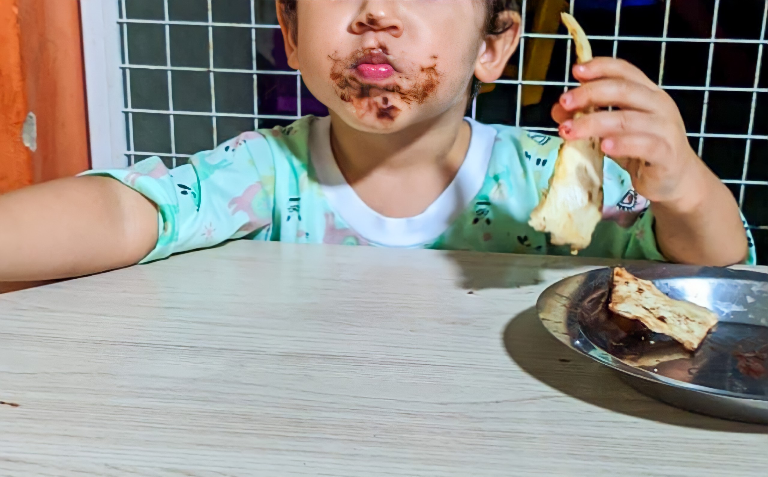 Cerca de 320 crianças e adolescentes em situação de acolhimento ganham noite da pizza