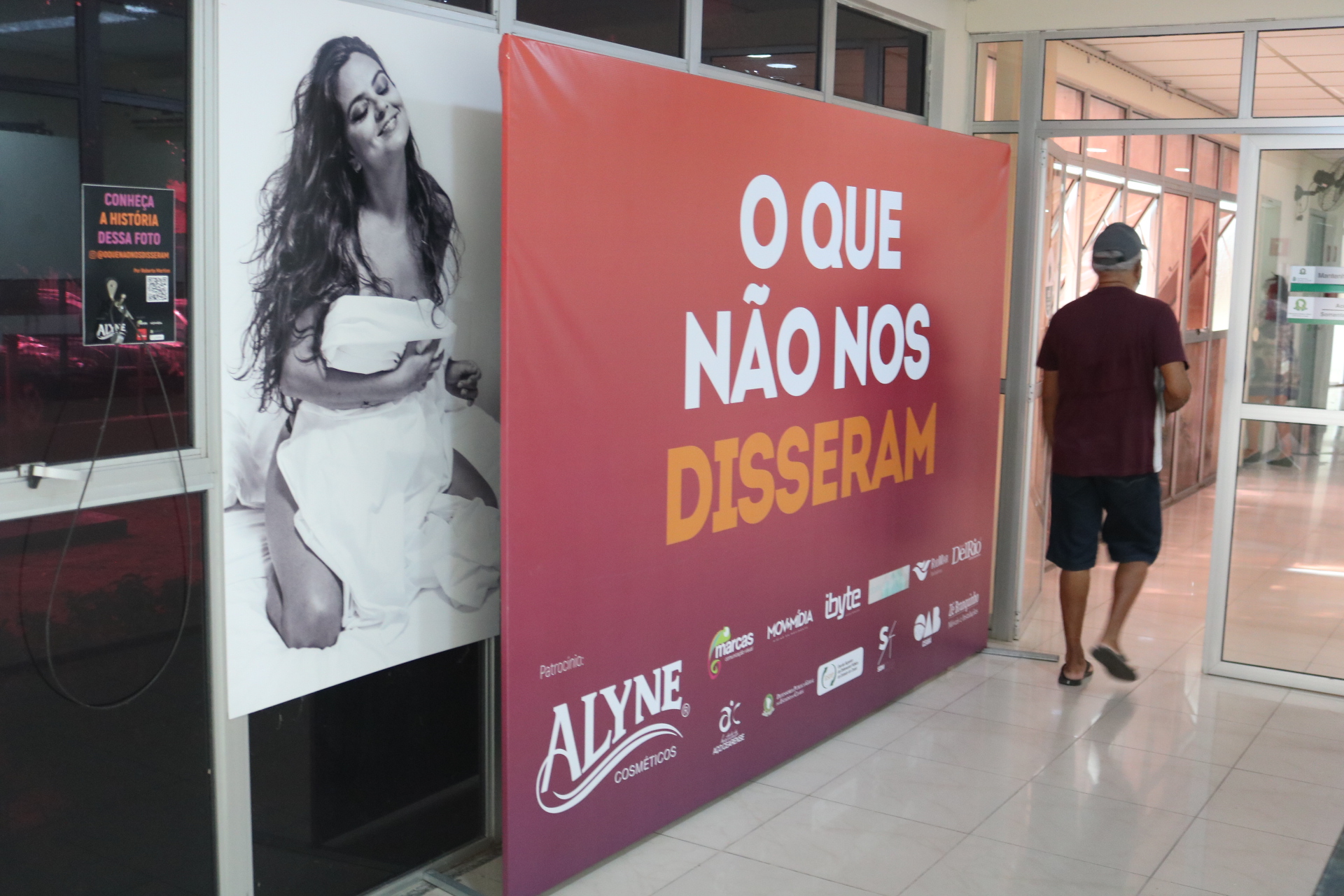 Exposição em Fortaleza retrata mulheres que reescreveram a própria história após romperem ciclo de violência