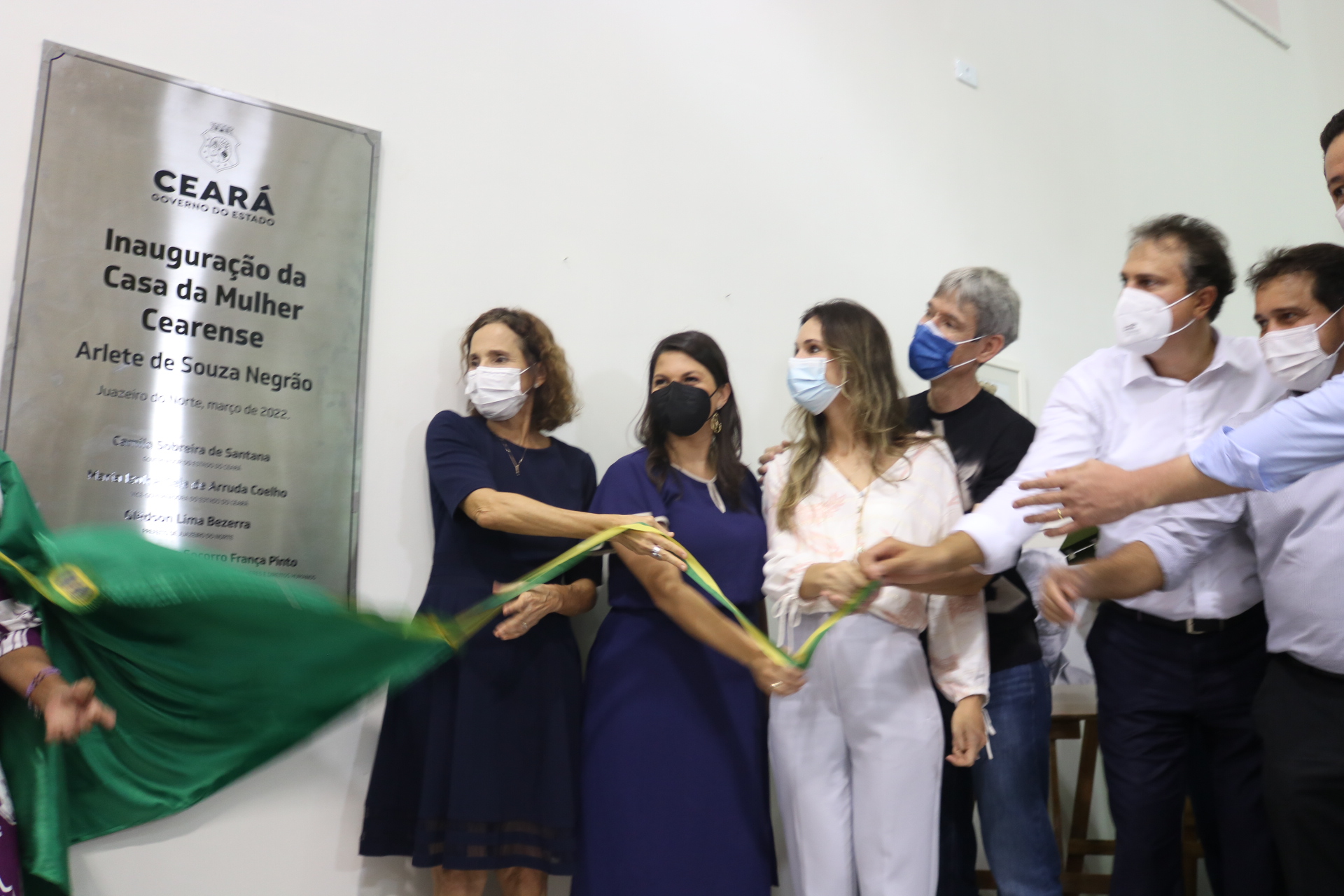 Governador inaugura a primeira Casa da Mulher Cearense, no Juazeiro. Defensoria integra o equipamento