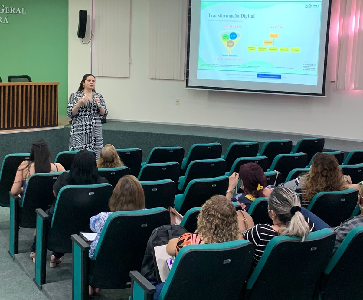 Nadij realiza capacitação sobre BPC com equipes de unidades de acolhimento para crianças e adolescentes