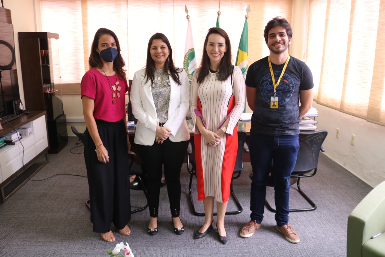 Defensoria Pública e Seuma definem parceria para casos de regularização fundiária