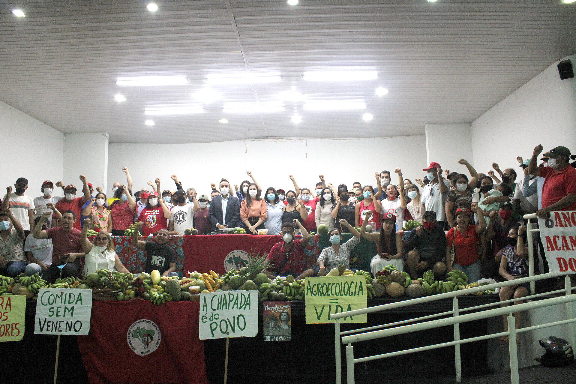“A saída para o conflito é não haver despejo”, diz liderança em audiência da Defensoria sobre desocupações