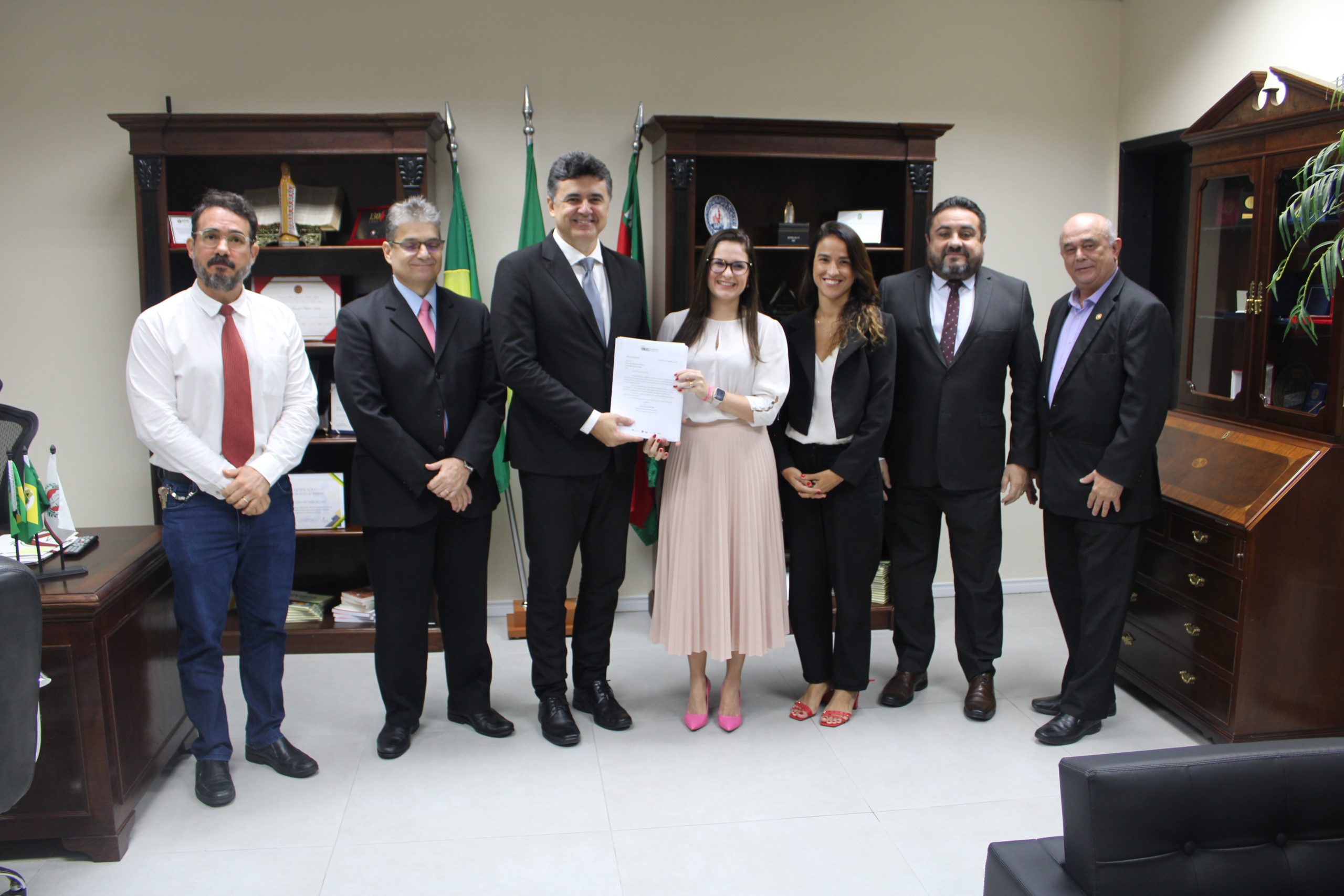 Defensoria protocola junto ao Ministério Público denúncias recebidas pelo Observatório da Intolerância Política e Ideológica do Ceará