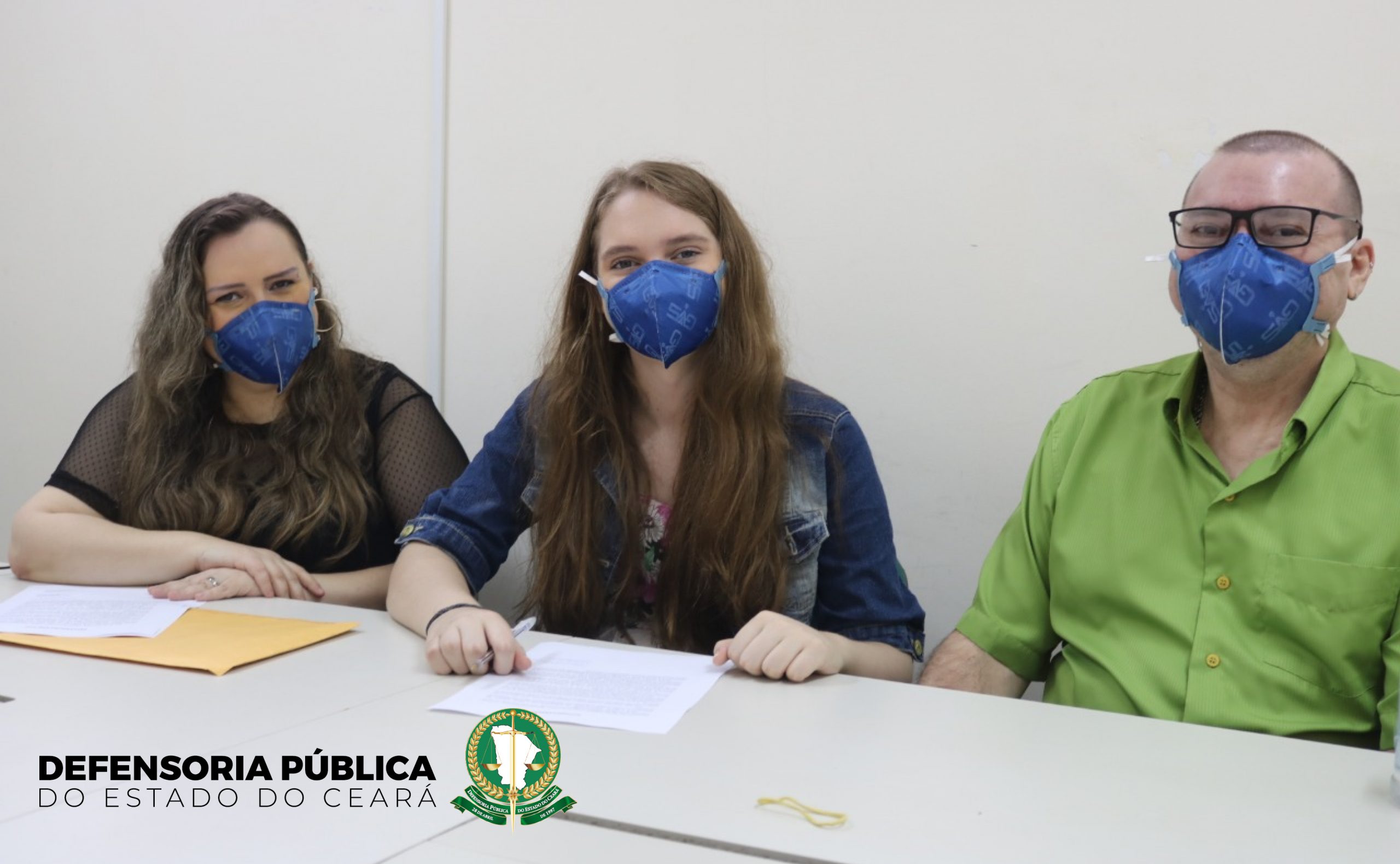 Adolescente trans recebe carteira de estudante com nome errado. Defensoria Púbica pede esclarecimentos à escola e à Etufor  