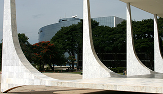 STF decide que lotar defensor por via judicial fere a autonomia da Defensoria