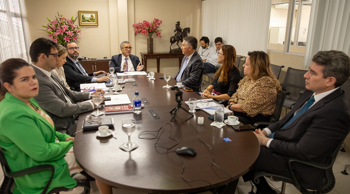 Defensoria participa de reunião sobre implementação do PJe