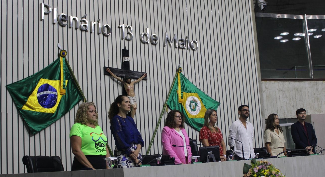 Defensoria participa de sessão solene em homenagem aos três anos da Outra Casa Coletiva