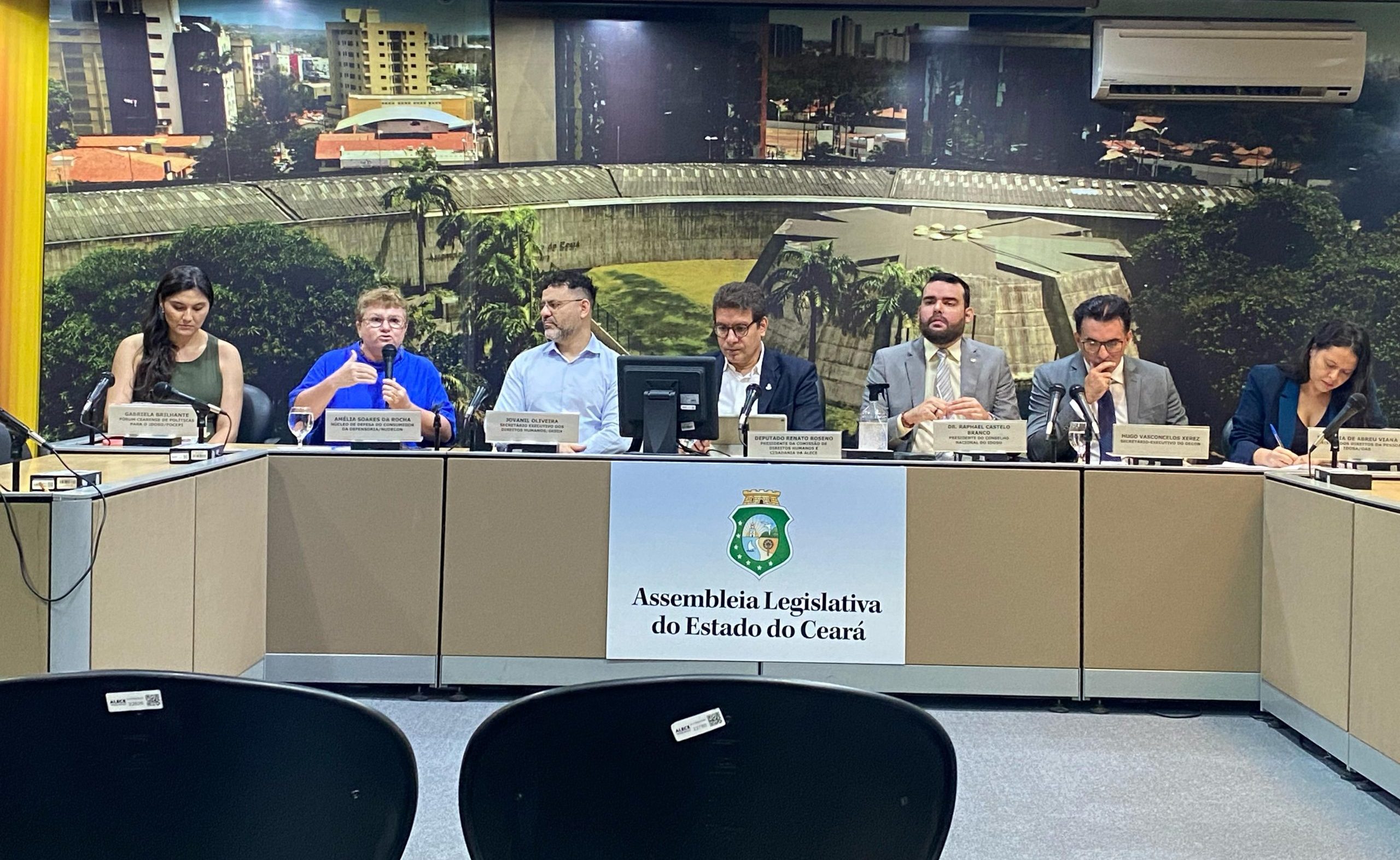 Defensoria participa de debate sobre o superendividamento da Pessoa Idosa