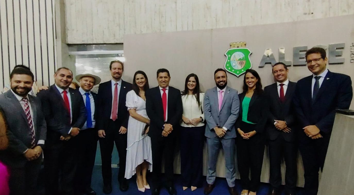 Assembleia aprova o nome de Sâmia Farias como nova defensora pública geral do Ceará