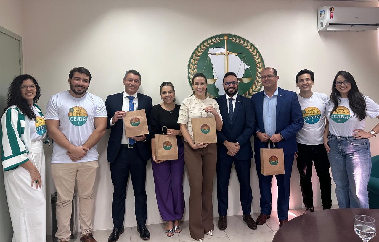Defensoria Geral realiza reunião com a comissão de candidatos do concurso para novos membros da instituição