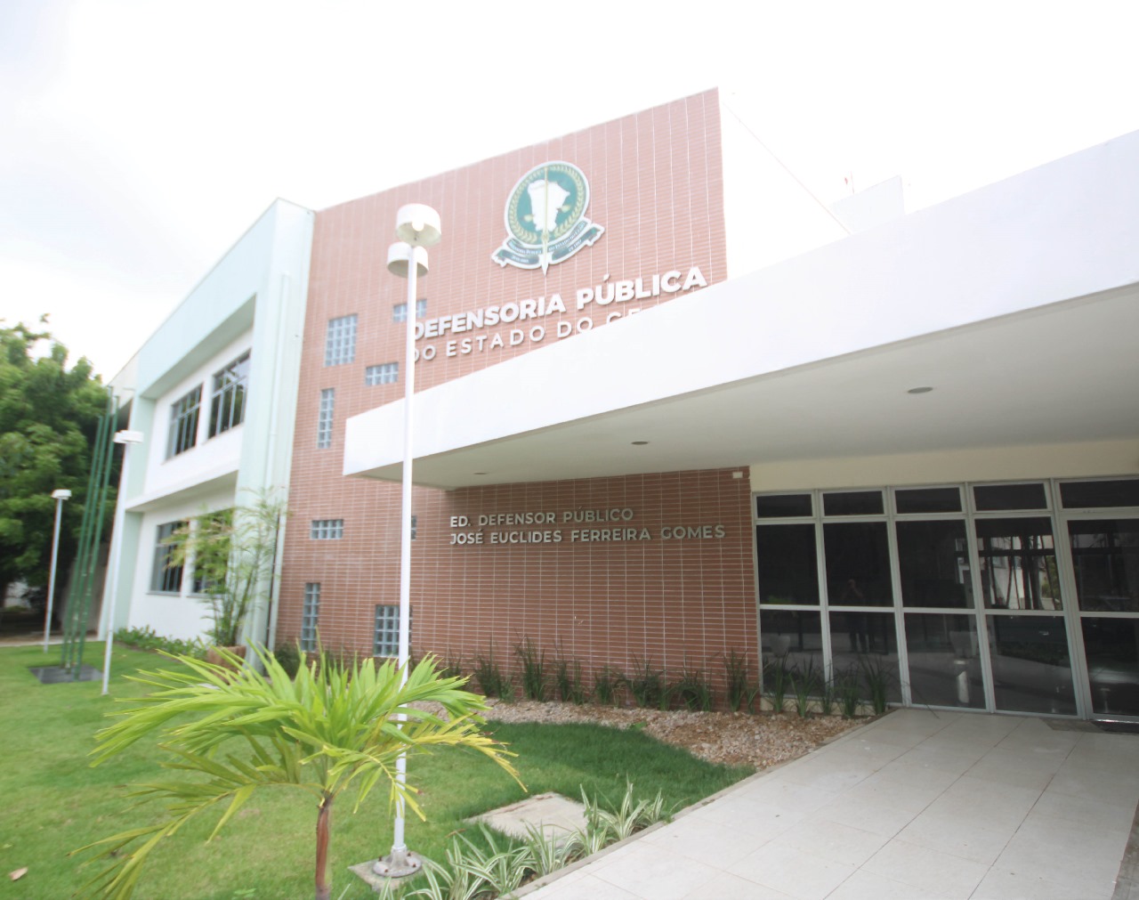 Aprovado Projeto de Lei que revisa a remuneração dos servidores da Defensoria Pública do Ceará