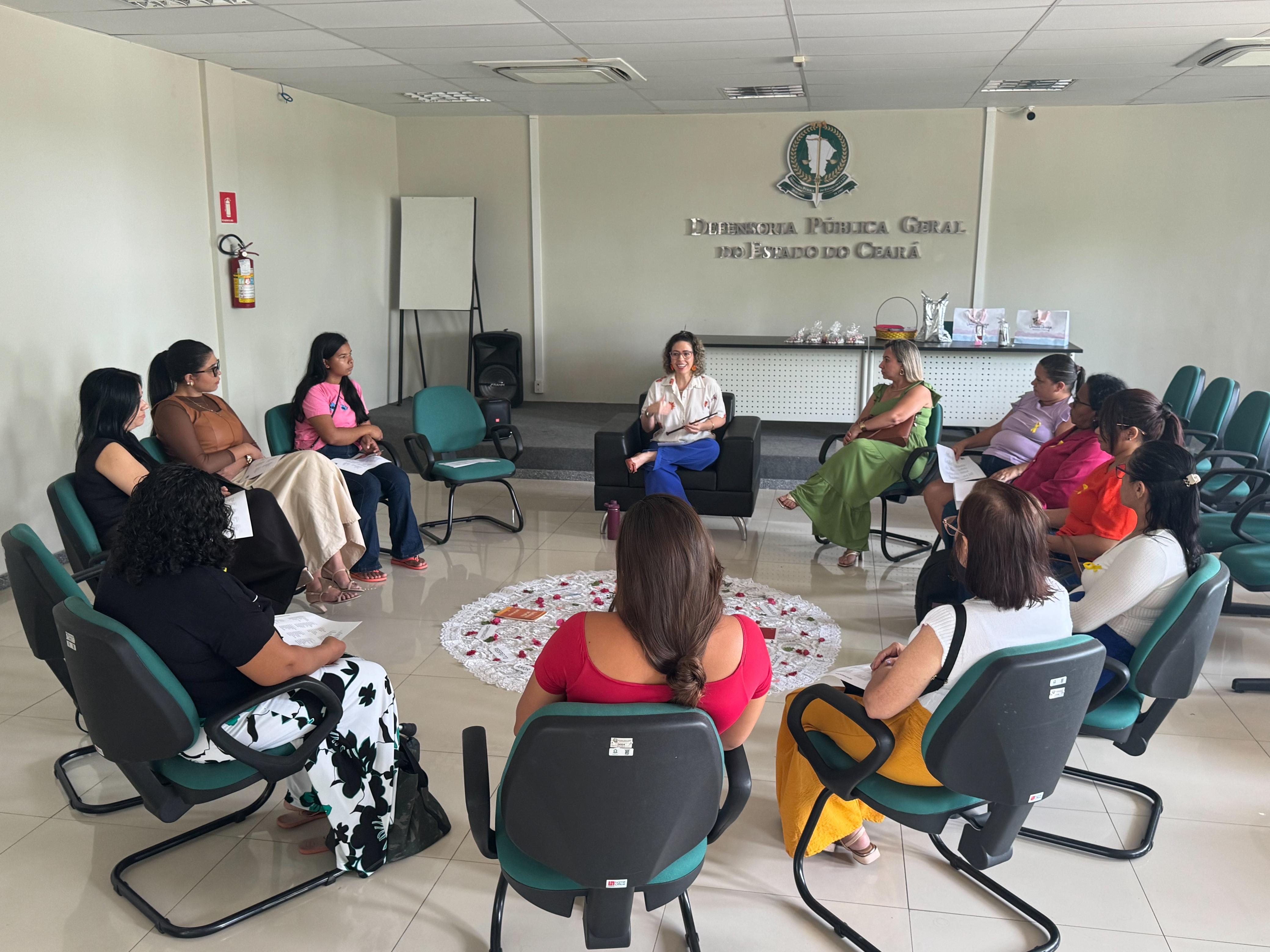 Defensoria Pública realiza círculo de paz com mulheres vítimas de violência em Sobral