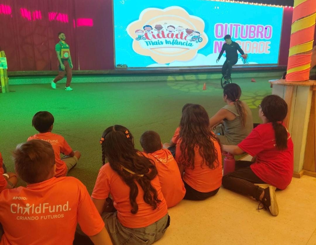 Defensoria promove Dia das Crianças para 120 acolhidos em tarde de lazer e aprendizagem na Cidade Mais Infância