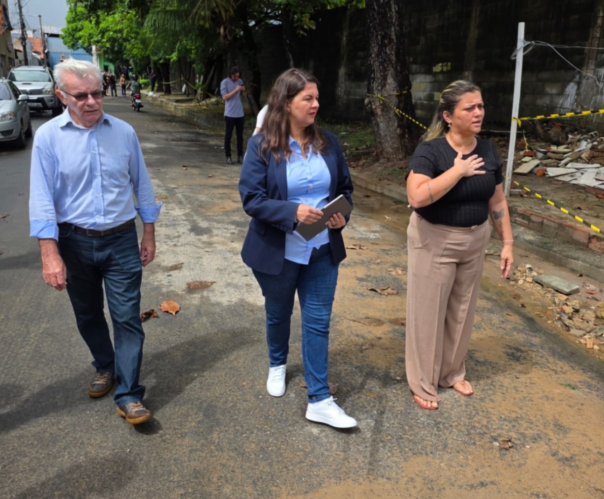 Defensoria atende 55 famílias atingidas por queda de muro e alagamentos na Aerolândia